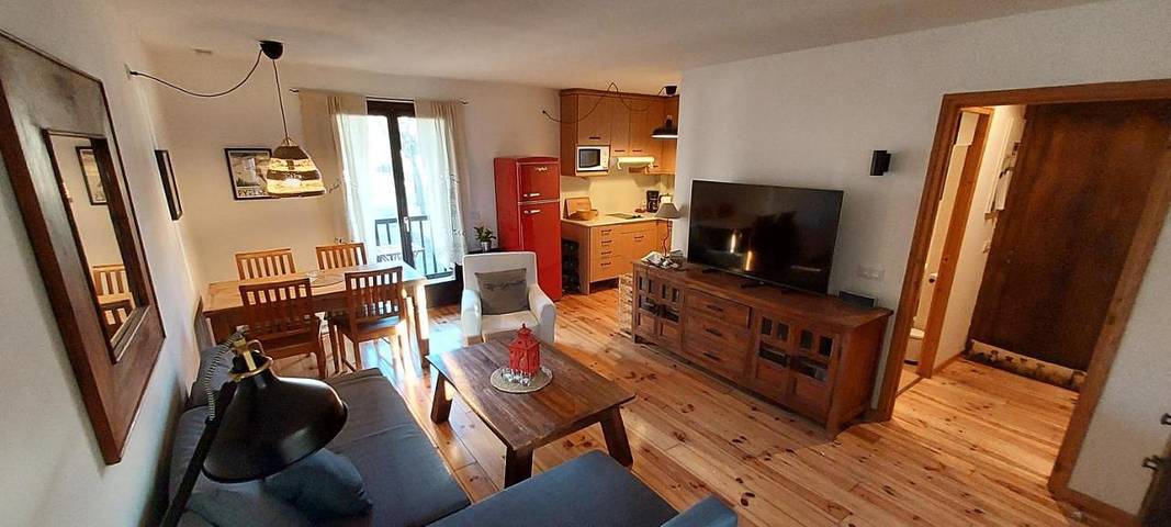 Appartement de vacances pour 4 personnes, avec vue et jardin