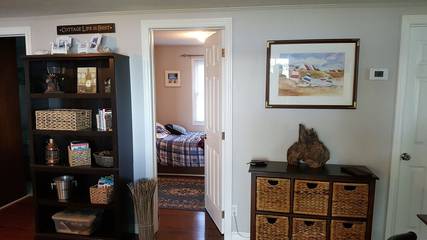 Cabin Rentals And Lodges for 6 Guests in Lake Ontario (Canada), Picture 1