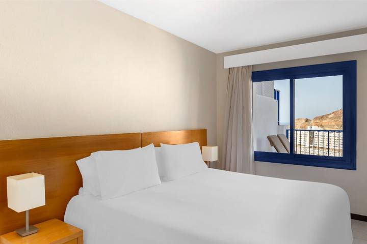 Entire apartment, Club Cala Blanca in Taurito, Mogán