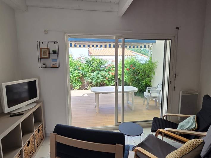 Location de vacances pour 6 personnes, avec terrasse dans Plage Sainte-Anne