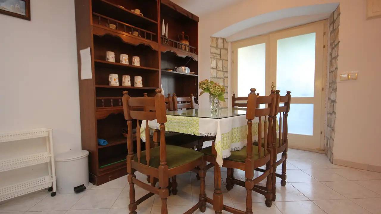 Ganze Ferienwohnung, Ferienwohnung für 3 Personen (36 m²) in Vis in Vis Stadt, Split-Dalmatien