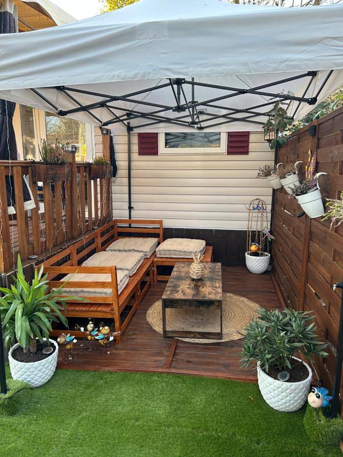 Location de vacances pour 6 personnes, avec terrasse ainsi que piscine et jardin, animaux acceptés à Nibelle - 4