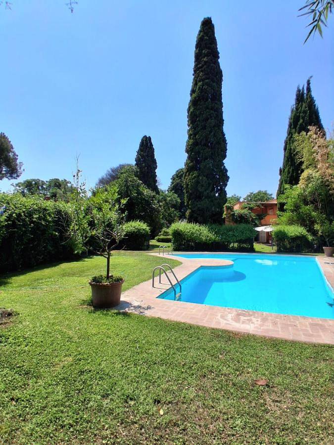 Luxury Villa - Appia Antica in Roma, Provincia di Roma