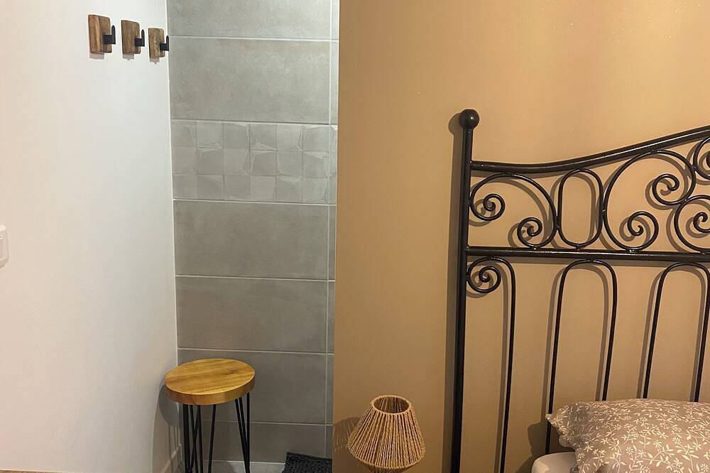 Self-contained, private accommodation in Fos sur Mer in Fos-sur-Mer, Istres e dintorni