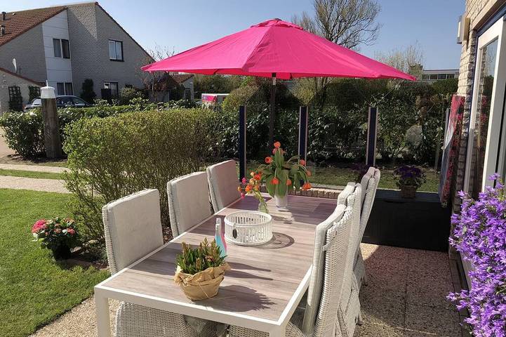 Ferienhaus für 6 Personen, mit Sauna und Garten sowie Whirlpool und Pool in Julianadorp