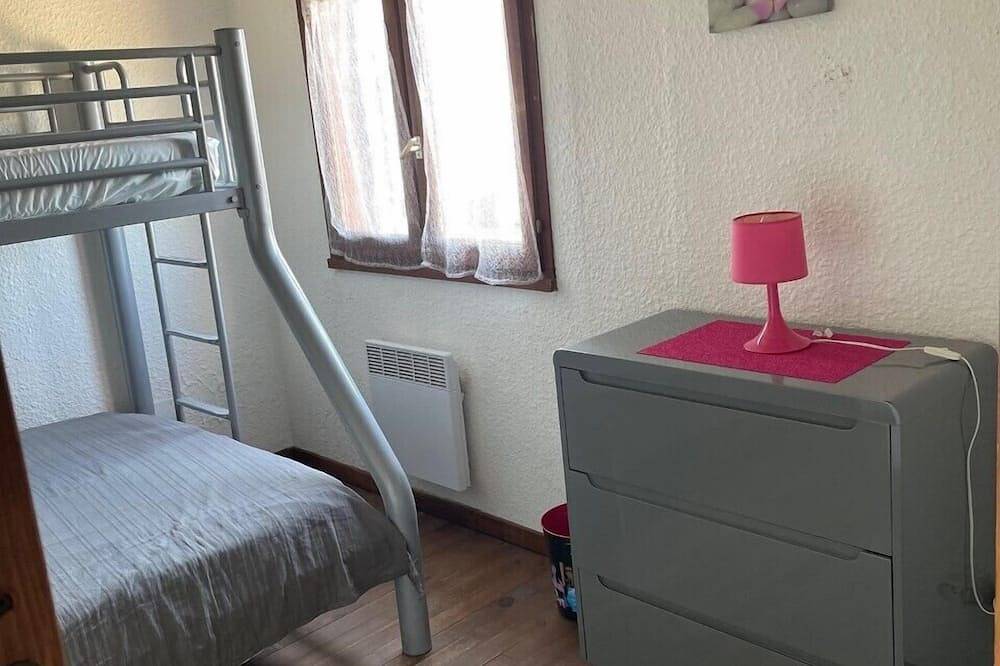 Quiet mini villa by the sea 200 meters from the beach, Haute-Corse in Poggio-Mezzana, Corte region