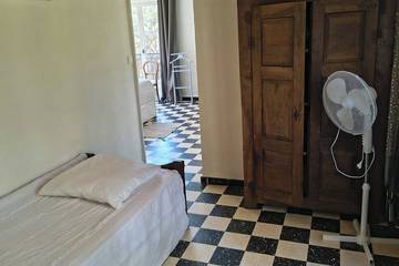 Villa pour 6 Personnes dans Sanary-sur-Mer, Région de Toulon, Photo 4