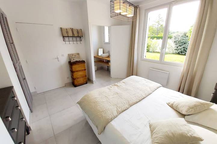 Location de vacances pour 6 personnes, avec jardin à Taillades - 4