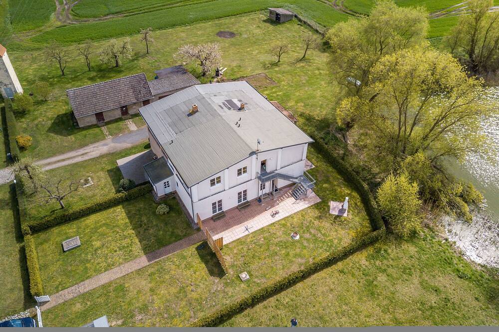 Ganze Wohnung, Ruhiges Appartement in Seenähe - ideal für Familien in Ludorf, Müritz