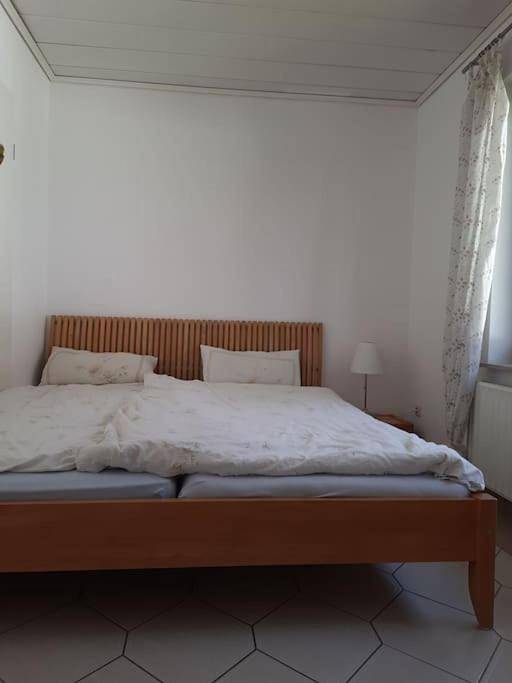 Ferienwohnung für 3 Personen, mit Garten