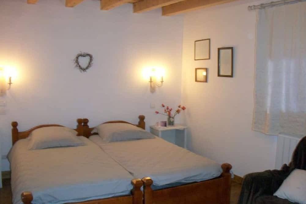 Ker Cambre, Atout France -Chalet-Vista a la Montana-Familiar-Baño para person... in Saint-Pierre-dels-Forcats, Parque Natural Regional de los Pirineos Catalanes