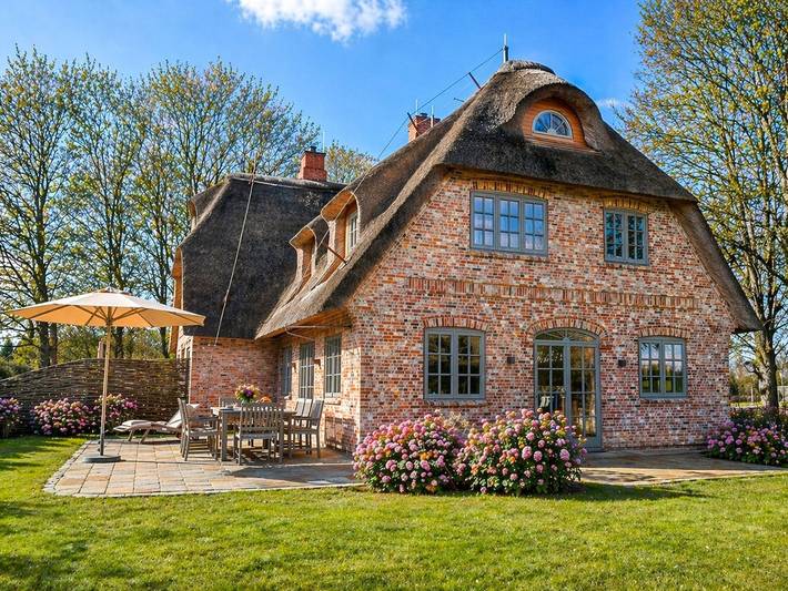 Ferienhaus für 7 Personen, mit Terrasse und Garten sowie Sauna, kinderfreundlich in Archsum - 2