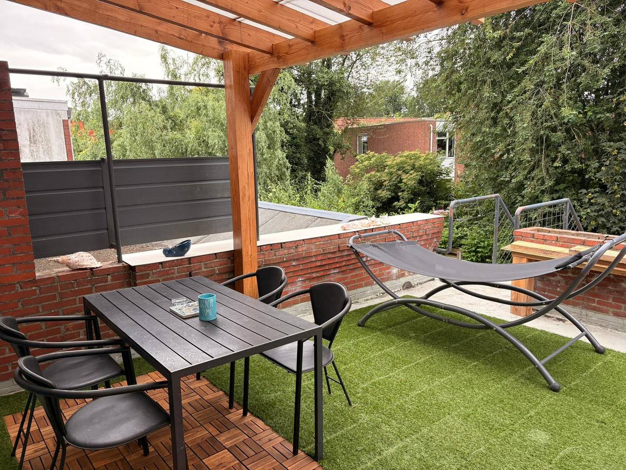 Entire holiday apartment, Room “Jasmijn” in Cozy Shared Duplex near City Center & Umcg in Groningen, Groningen region