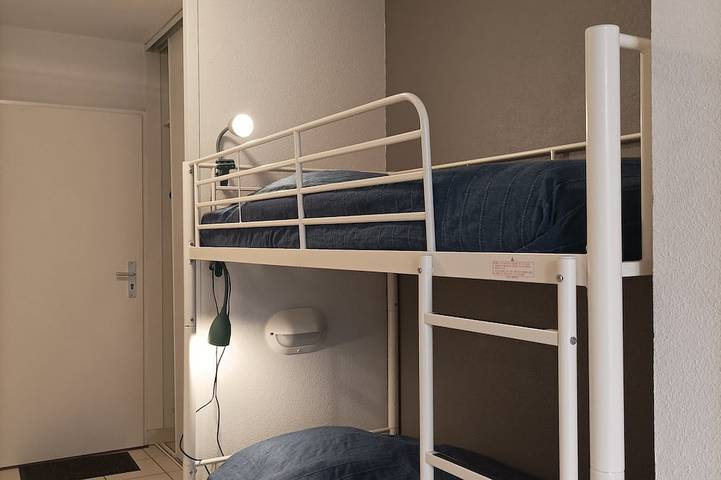 Gîte pour 4 personnes, avec sauna ainsi que terrasse et piscine dans Office De Tourisme De Plougonvelin - 4