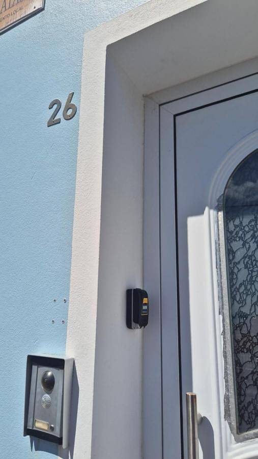 Gîte pour 5 personnes, avec terrasse et vue, adapté aux familles dans Água de Alto - 3