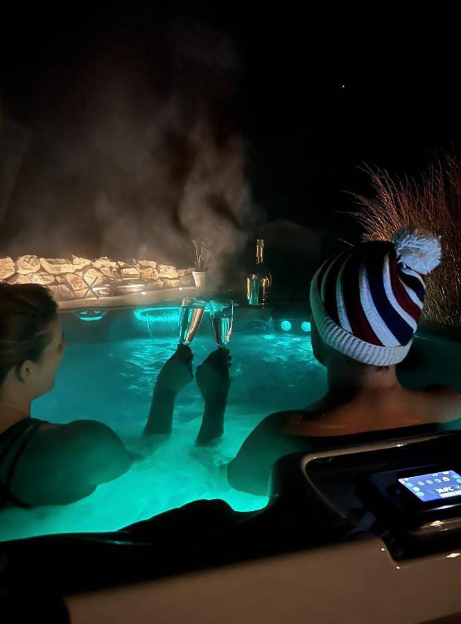 Location de vacances pour 14 personnes, avec jacuzzi ainsi que jardin et piscine à La Charité-sur-Loire - 4