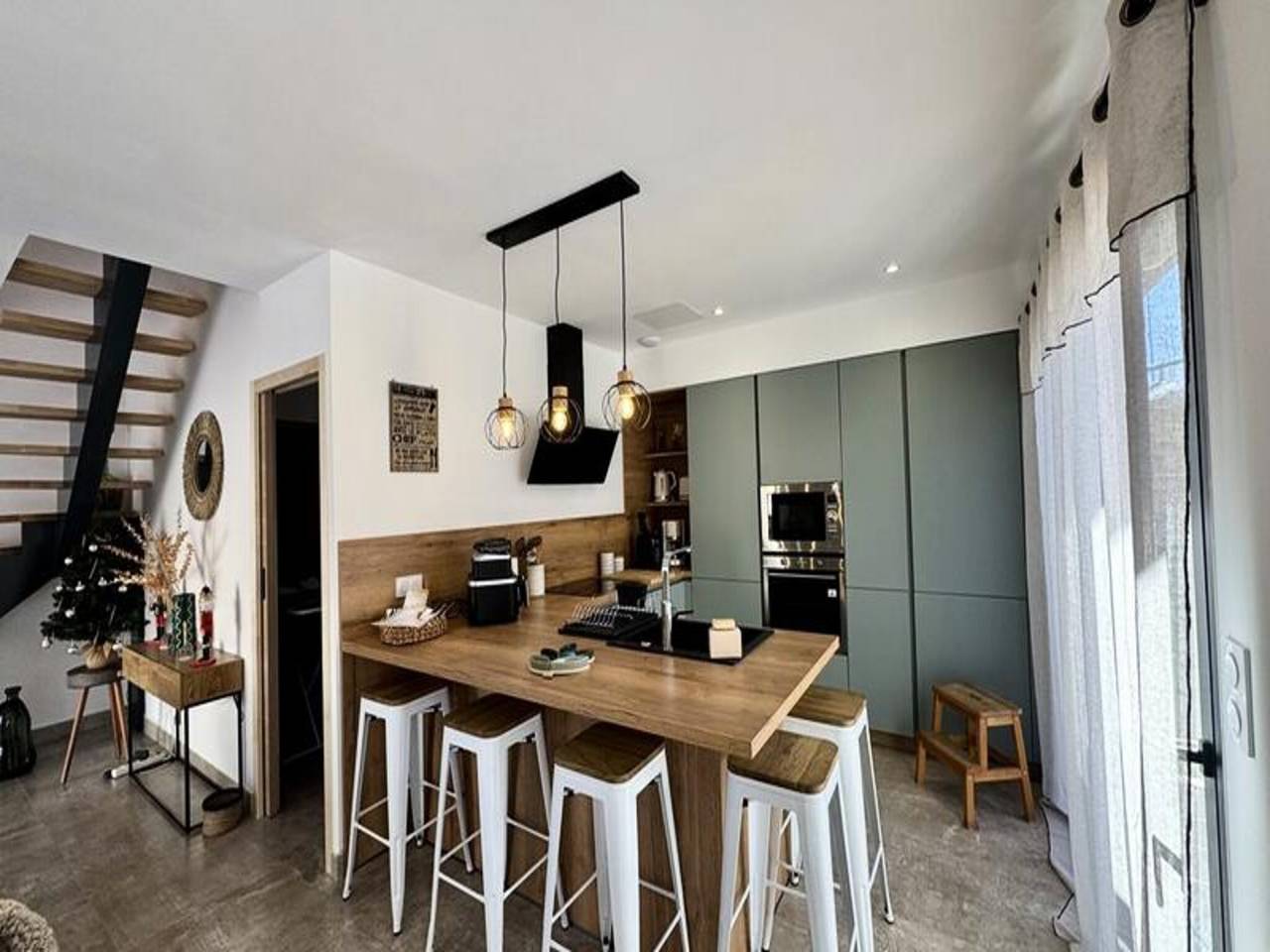 Entire apartment, House near Formiguères Ski Slopes in Formiguères, Parc naturel régional des Pyrénées catalanes