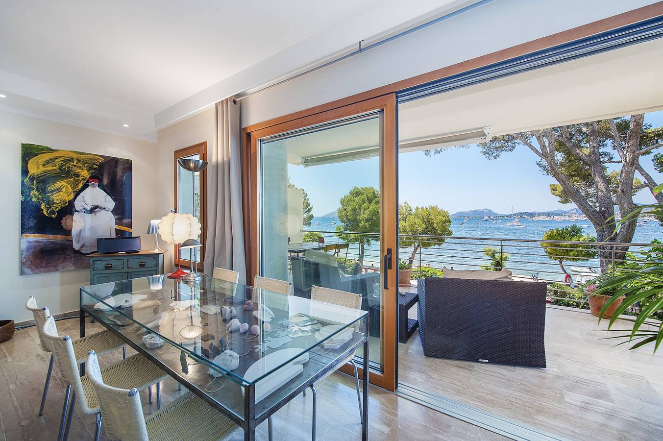 Ganze Wohnung, Seafront Apt Vora Dor by Js Properties in Port De Pollença, Pollença