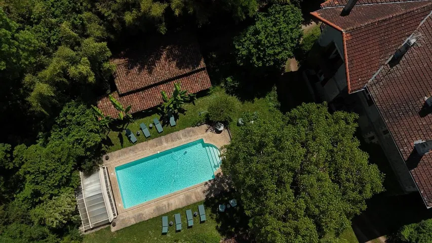 Alojamiento y desayuno para 2 personas, con jardín además de piscina y vistas - 1