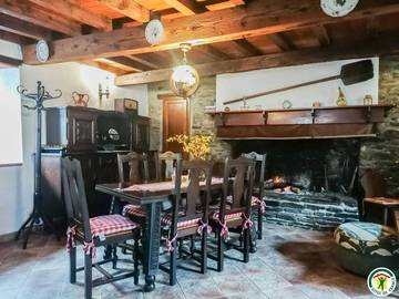 Gîte pour 5 Personnes dans Melles, Haute-Garonne, Photo 1