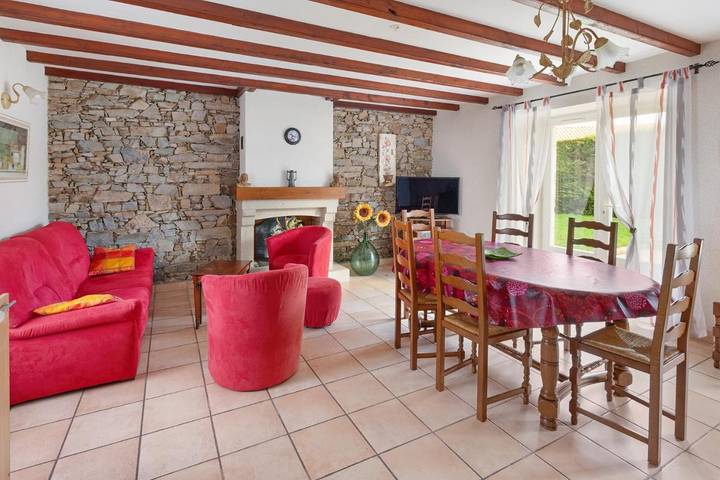 Location de vacances pour 6 personnes, avec terrasse et jardin, animaux acceptés dans Montaigu-Vendée - 3