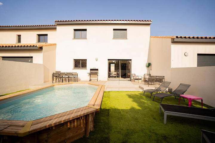 Location de vacances pour 6 personnes, avec jardin ainsi que piscine et vue à Salses-le-Château - 3