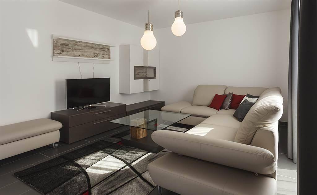 Ferienhaus, Dusche und Bad, Wc, 3 Schlafräume in Rätikon Gebirgsgruppe, Tschagguns