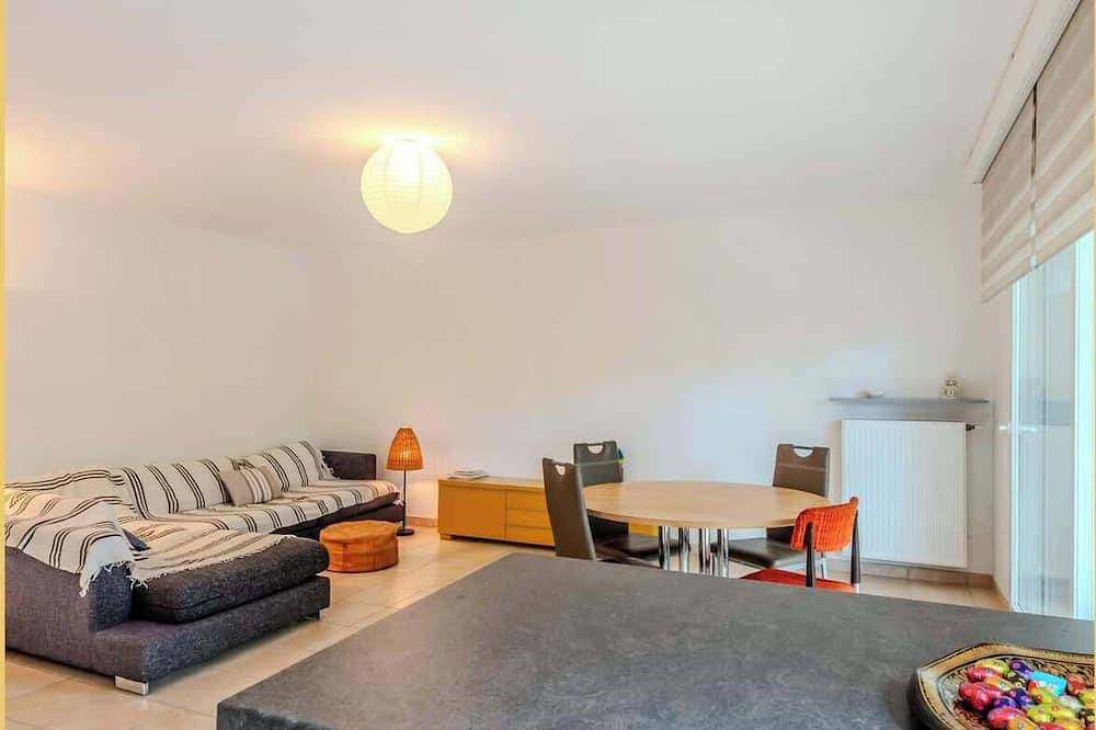 Entire apartment, Chez Marta | T3 Avec Jardin | Annemasse in Annemasse, Saint-Julien-en-Genevois region