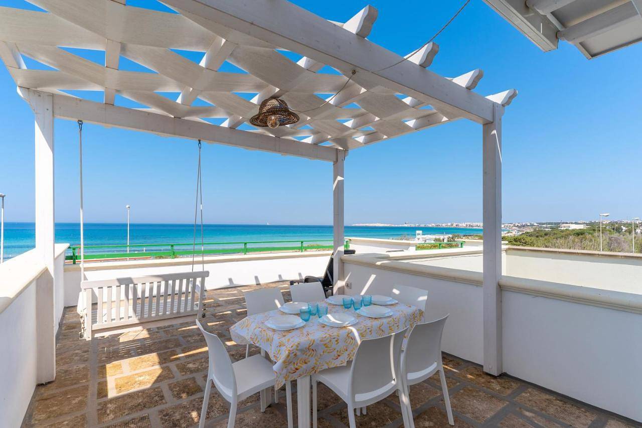 Appartamento intero, Three-Bedroom Apartment in Kudetà Baia Verde Lido, Baia Verde