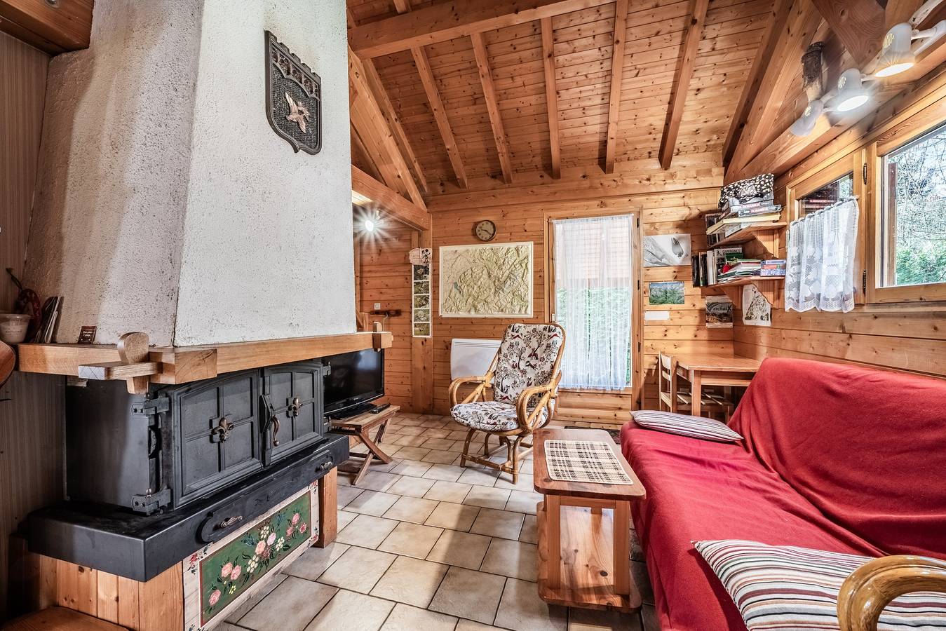 Chalet « 8p Simple - La Hulotte » : Vue Montagne, Terrasse Privée et Wi-Fi in Verchaix, Région de Bonneville