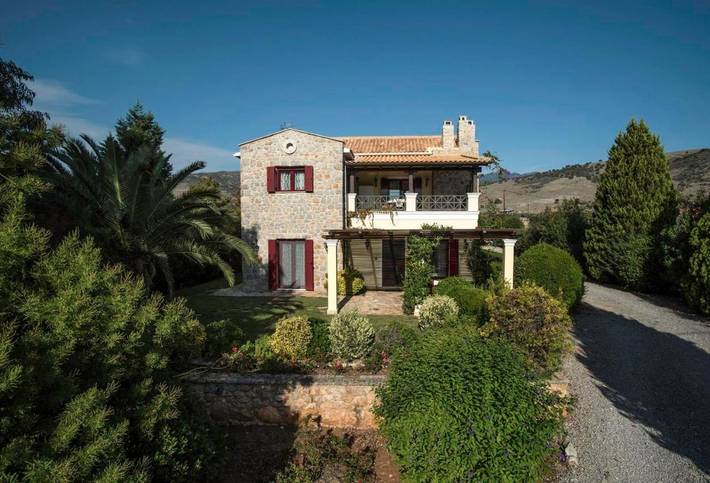 Villa per 10 persone, con panorama e giardino in Delfi