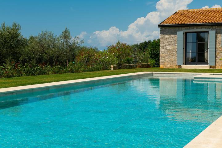 Villa für 10 Personen, mit Terrasse und Sauna in Umag - 4