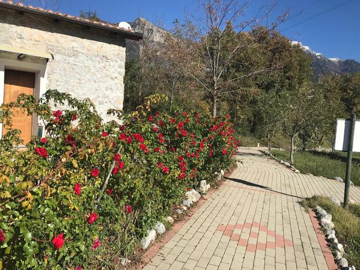 B&b per 3 persone, con Idromassaggio e Giardino nonché Piscina e Panorama a Morano Calabro