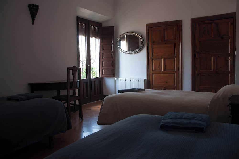 Charming Huge Villa, Stunning Views in Realejo-San Matías, Granada