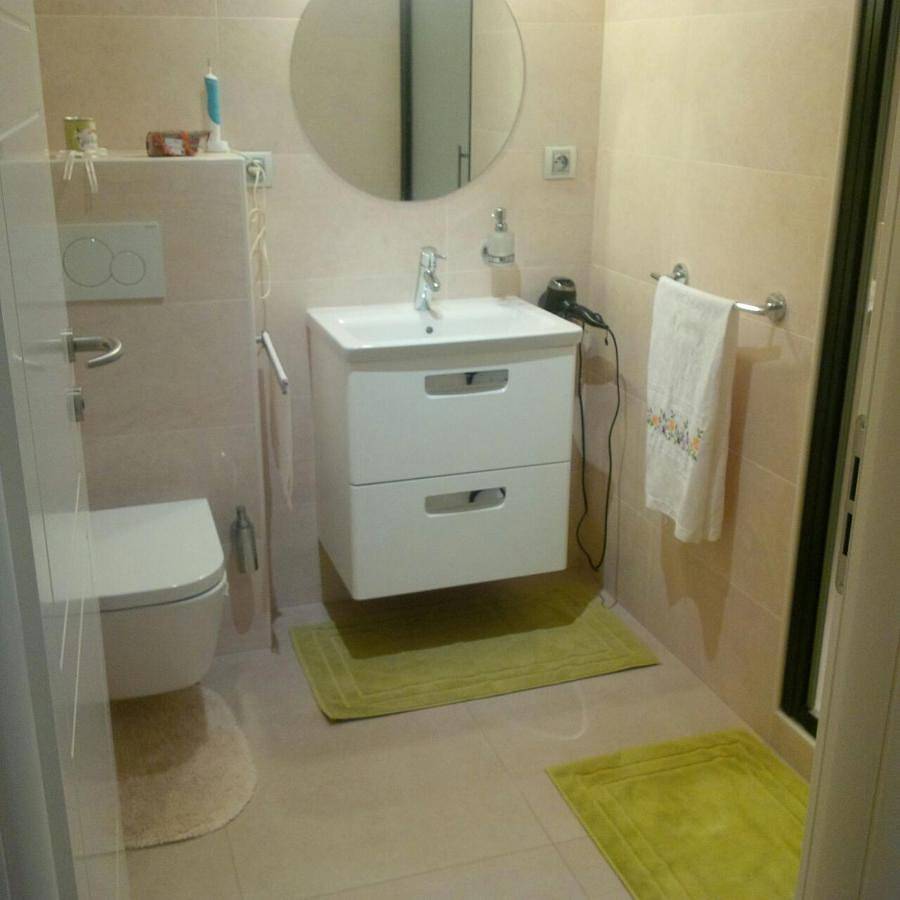 Appartement entier, Two-Bedroom Apartment in Saint-Genis-Pouilly, Gex