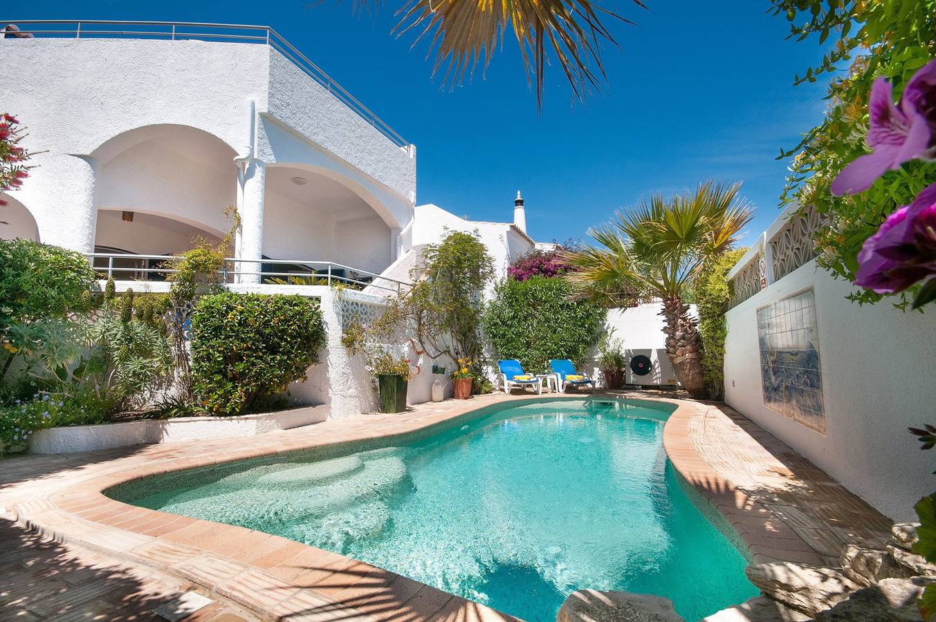 Villa Tres Irmaos by Villa Plus in Luz (Lagos), District de Faro