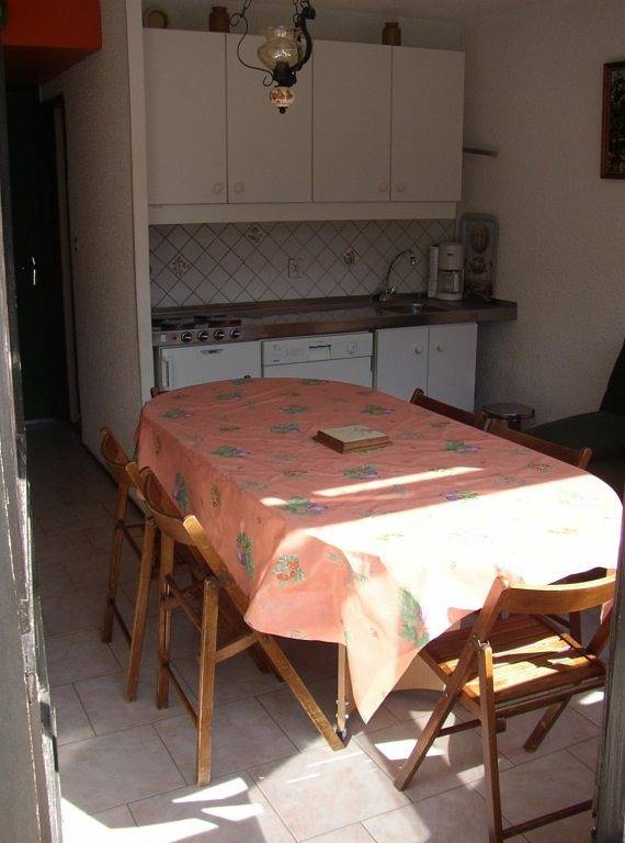 Appartement de vacances pour 8 personnes, avec balcon ainsi que sauna et jacuzzi