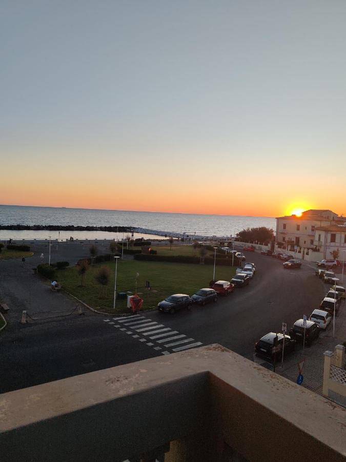 Appartamento per 3 persone, con Balcone e Terrazza nonché Panorama a Marina di Pisa