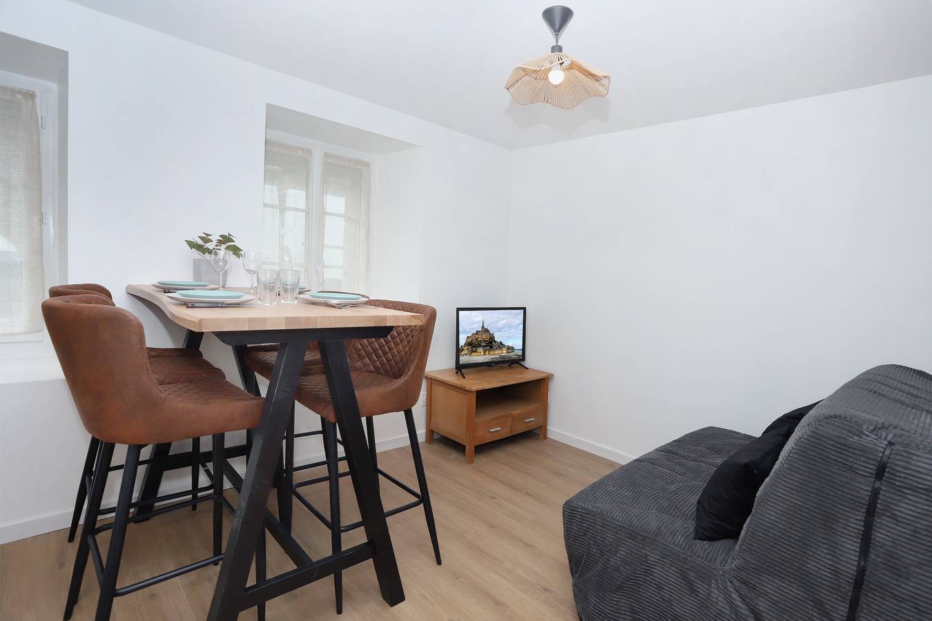 Apartamento entero, Studio Émeraude - À 10 km de la plage in Dol-de-Bretagne, Región de Saint-Malo