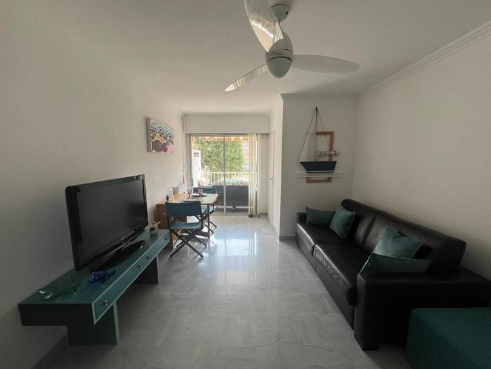 Appartement de vacances pour 4 personnes, avec balcon ainsi que piscine et vue