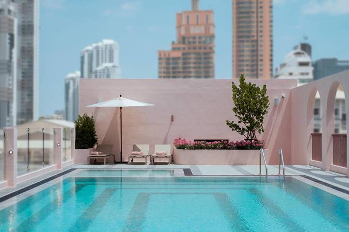 Hôtel pour 4 personnes, avec bassin pour enfant ainsi que terrasse et piscine à Bangkok