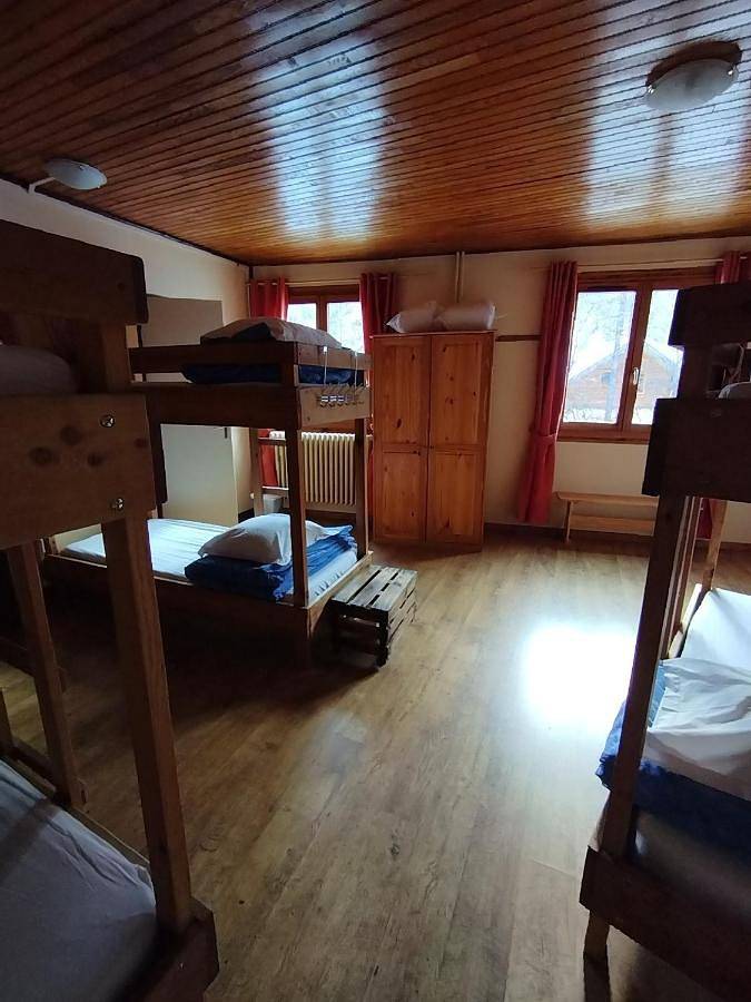 Les Arolles - Gîte d'étape et de séjour in Molines-en-Queyras, Queyras
