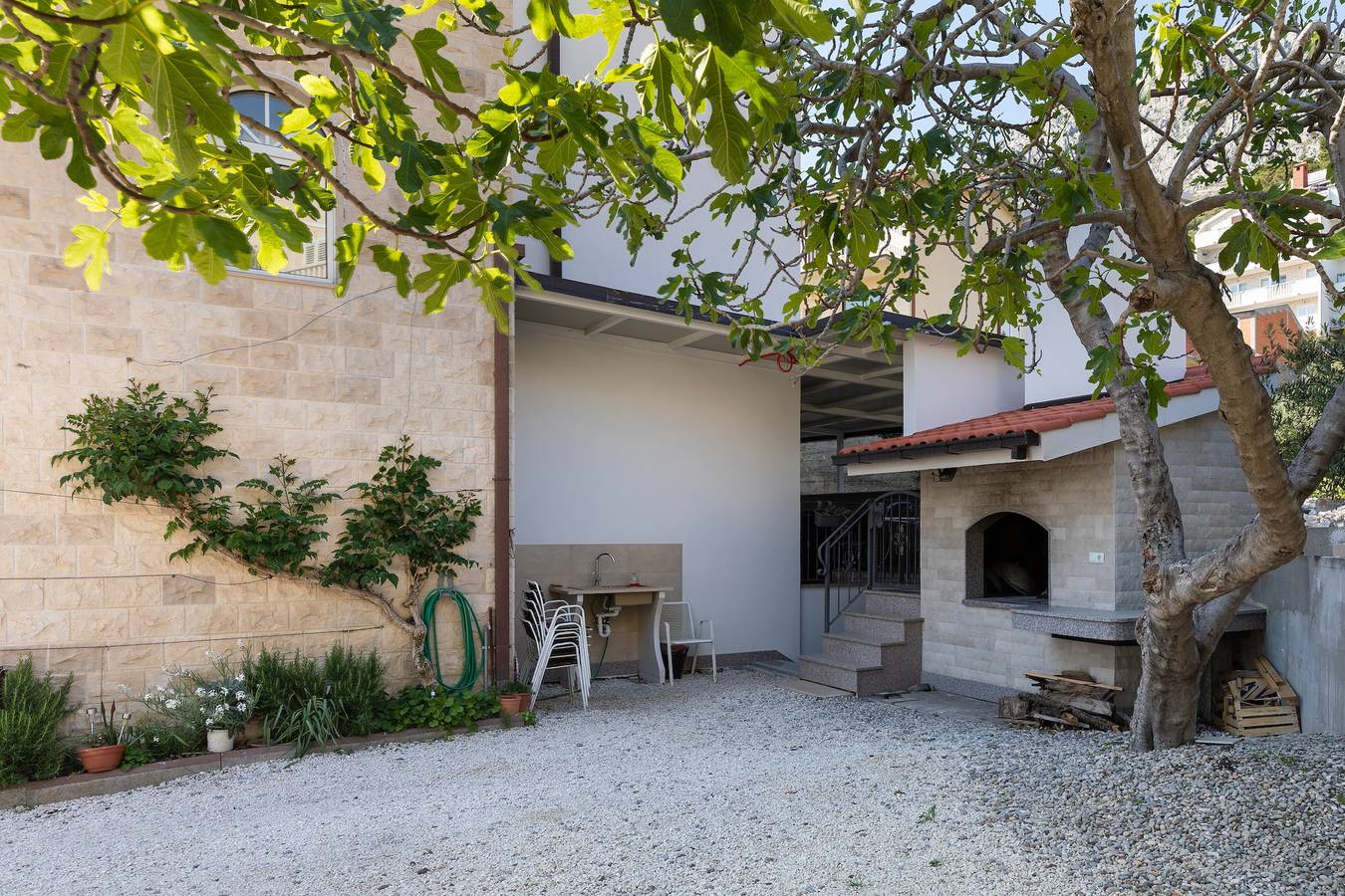 Ganze Wohnung, Studio Appartement mit Balkon Duce, Omis -a in Omis, Omis-Riviera