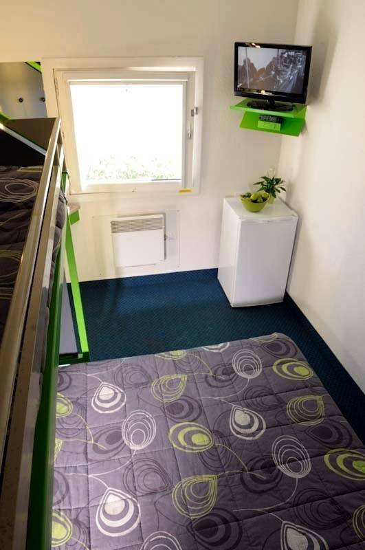 Hôtel pour 3 personnes à Le Coteau - 4