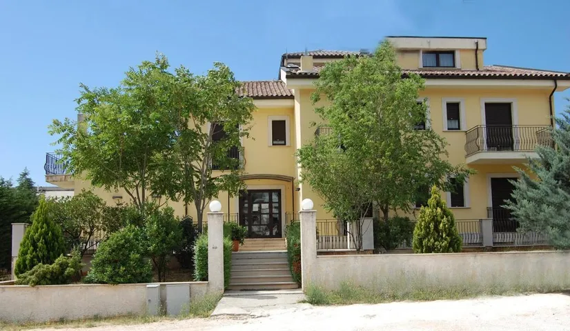 Casa de huéspuedes para 3 personas, con terraza y jardín - 1