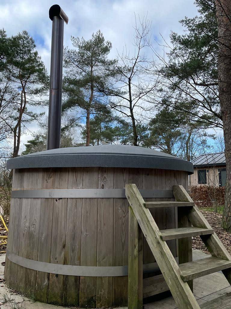 Europarcs Marina Strandbad — Cosy Unique Plus Hottub 6 in IJssel