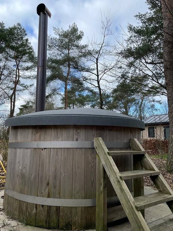 EuroParcs Marina Strandbad — Cosy Unique Plus Hottub 6 in IJssel