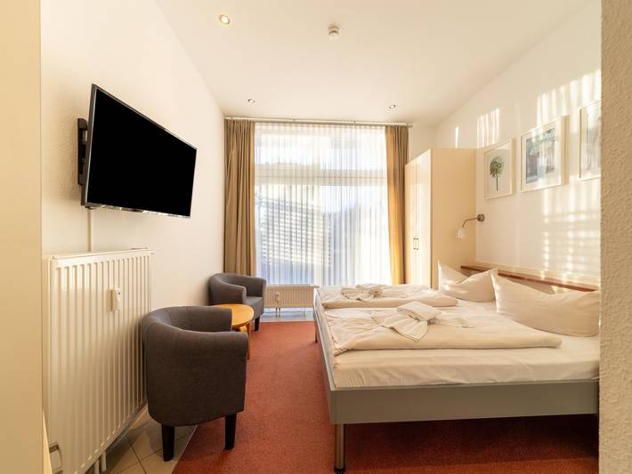 Ferienpark für 2 Personen, mit Pool und Sauna sowie Balkon, kinderfreundlich in Granzow