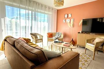 Location de vacances pour 8 personnes, avec jardin dans Daubeuf-Serville