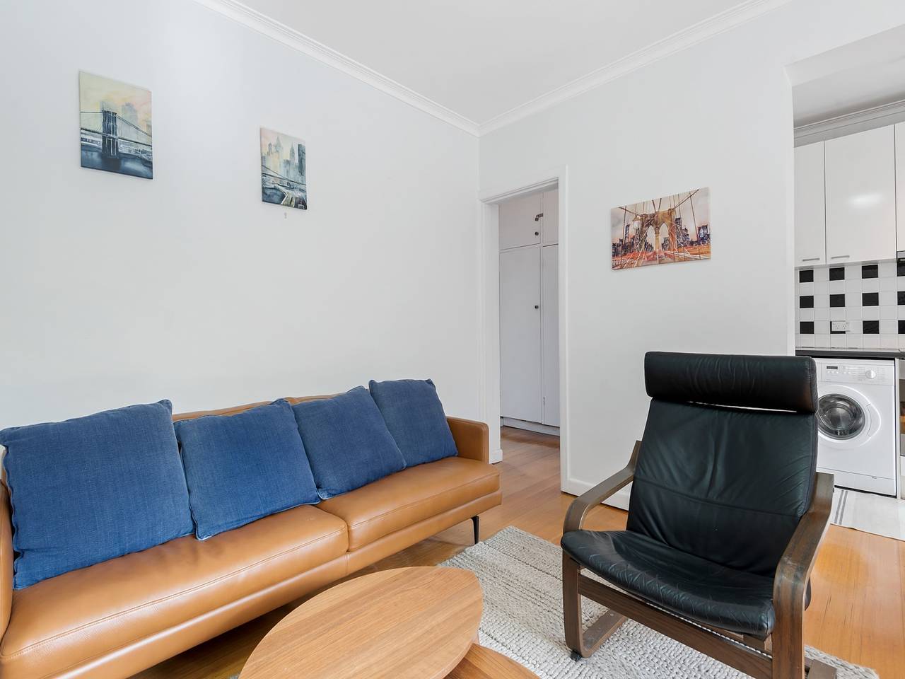 Appartement entier, Appartement confortable d'une chambre entre la ville et l'aéroport in Melbourne, Ville de la vallée Moonee